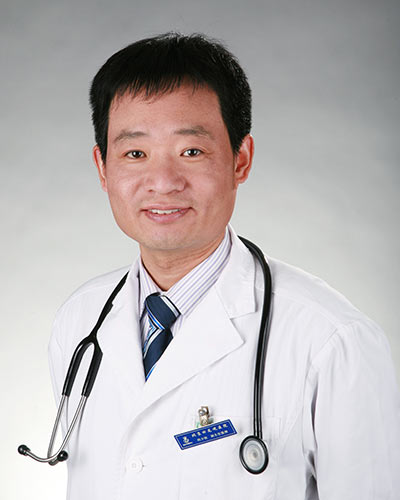 北京回龙观医院精神名医闫少校来济南神康医院巡诊